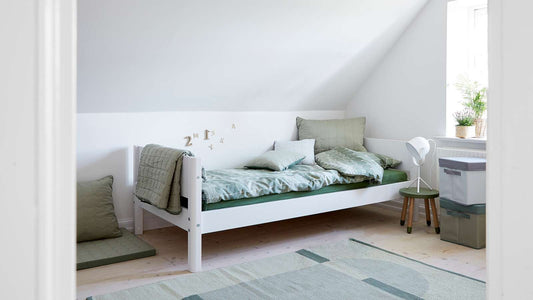 WHITE Single Bed